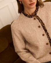Load image into Gallery viewer, lian Cardigan Taupe