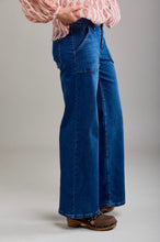 Load image into Gallery viewer, Roxy Stonewash Patch Pocket Stretch Wide Leg