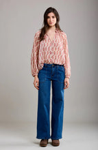 Load image into Gallery viewer, Roxy Stonewash Patch Pocket Stretch Wide Leg