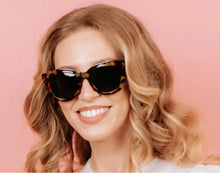 Load image into Gallery viewer, Sun Readers Glasses Encore Tortoiseshell