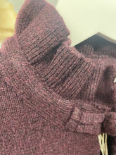 Load image into Gallery viewer, Lumi Frog Loop Fastening Cardigan Wine