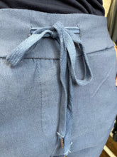 Load image into Gallery viewer, Magic Stretch Trousers Airforce
