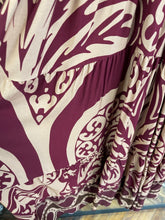 Load image into Gallery viewer, Safi Printed Dress Wine/Choc
