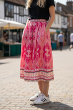 Load image into Gallery viewer, Sara Printed Skirt Fuchsia

