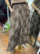 Load image into Gallery viewer, Checked Corduroy Skirt Brown
