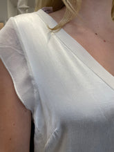 Load image into Gallery viewer, Simone Silky Top Ivory
