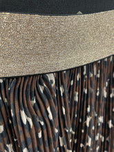 Load image into Gallery viewer, Peggy Pleated Leopard Skirt Brown
