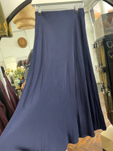 Load image into Gallery viewer, Silky Sue Skirt Navy
