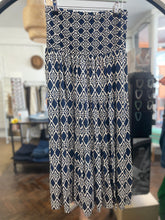 Load image into Gallery viewer, Aliza Skirt/Dress - Navy/Cream
