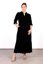 Load image into Gallery viewer, Pandora Velvet Midi Dress Black
