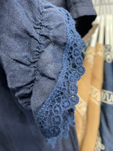 Load image into Gallery viewer, Sara Short Sleeve Linen Collared Shirt Navy
