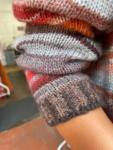 Load image into Gallery viewer, Blanca Striped Cardigan Autumn
