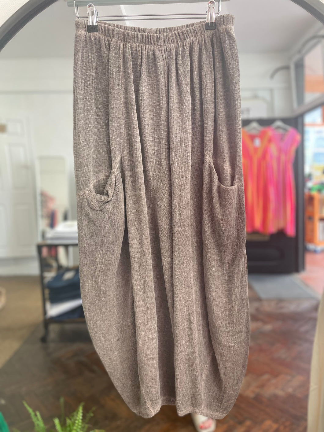 Teabag Linen Barrel Trouser Chocolate