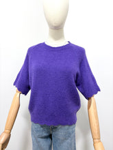 Load image into Gallery viewer, Maris Scalloped Edge Short Sleeve Jumper Violet
