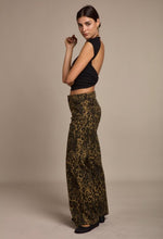 Load image into Gallery viewer, Leopard Wide Leg Jeans
