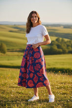 Load image into Gallery viewer, Marina Shell Print Skirt Red/Navy
