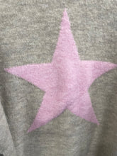 Load image into Gallery viewer, Star Jumper Beige/Pink
