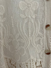 Load image into Gallery viewer, Flora Lightweight Crochet Top Ivory
