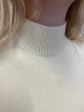 Load image into Gallery viewer, Celeste Jumper Lemon
