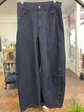 Load image into Gallery viewer, Brielle Stretch Barrel Leg Trouser Navy
