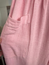 Load image into Gallery viewer, Teabag Tapered Leg Trouser Pink
