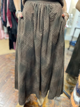 Load image into Gallery viewer, Checked Corduroy Skirt Brown/Olive
