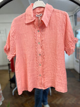 Load image into Gallery viewer, Sara Short Sleeve Linen Collared Shirt Coral
