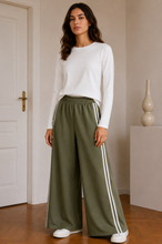 Load image into Gallery viewer, Dash Side Stripe Jogger Khaki

