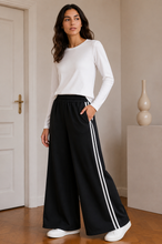 Load image into Gallery viewer, Dash Side Stripe Jogger Black
