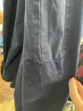 Load image into Gallery viewer, Brielle Stretch Barrel Leg Trouser Navy
