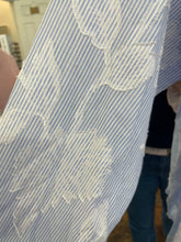 Load image into Gallery viewer, Leaf Appliqué Blouse Blue
