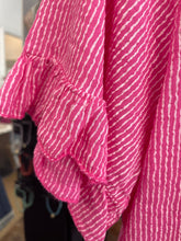 Load image into Gallery viewer, Valencia Stripe Voile Short Sleeve Pink
