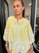 Load image into Gallery viewer, Teardrop Cutwork Top Lemon/White
