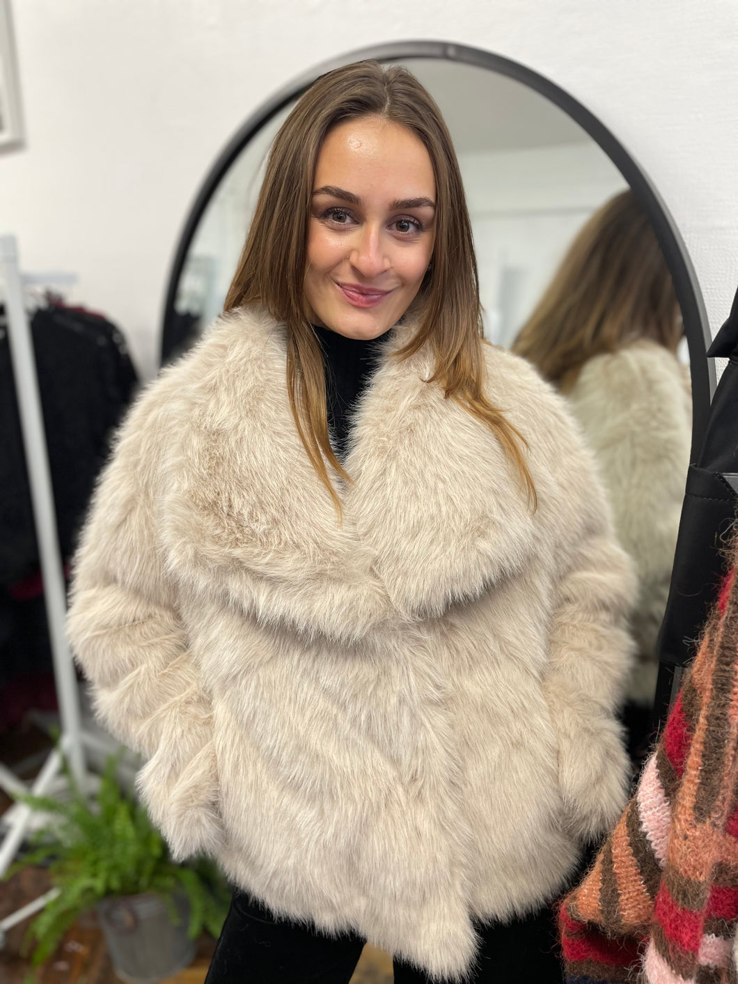 Collared Two Pocket Faux Fur Beige