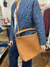 Load image into Gallery viewer, Plaited Leather Shoulder Bag
