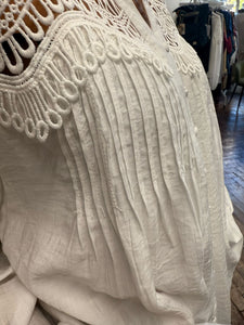 Lois Lace Pintuck Blouse White