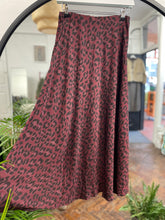Load image into Gallery viewer, Kat Bias Cut Satin Leopard Skirt Bordeaux
