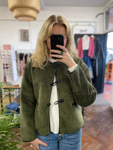 Load image into Gallery viewer, Livia Shearling Jacket Khaki
