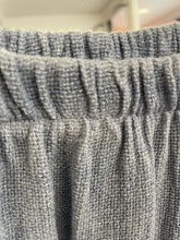 Load image into Gallery viewer, Teabag Linen Barrel Trouser Pale Blue
