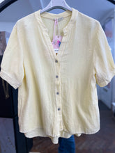 Load image into Gallery viewer, Teabag Button Front Blouse Lemon
