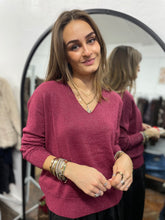 Load image into Gallery viewer, Holly Sparkle V Neck Wine
