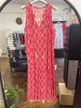Load image into Gallery viewer, Cassy Sleeveless Tiered Dress Red Leaf Print
