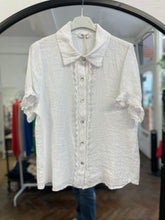 Load image into Gallery viewer, Sara Short Sleeve Linen Collared Shirt White
