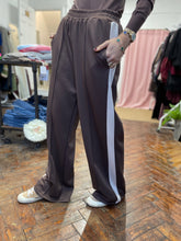 Load image into Gallery viewer, Josie Side Stripe Jogger Chocolate
