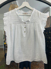 Load image into Gallery viewer, Iris Pintuck Voile Top White
