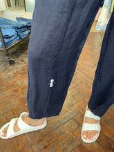 Load image into Gallery viewer, Bea Linen Button Tapered Crop Navy
