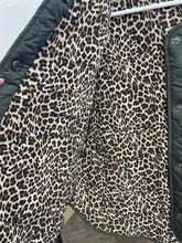 Load image into Gallery viewer, Reversible Quilted Leopard Jacket Khaki
