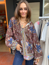 Load image into Gallery viewer, Mila Blouse Chocolate
