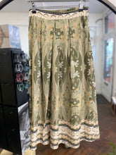 Load image into Gallery viewer, Sara Printed Skirt Khaki
