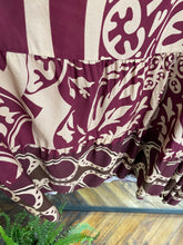 Load image into Gallery viewer, Safi Printed Dress Wine/Choc
